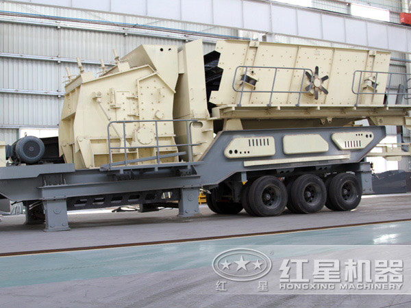 時(shí)產(chǎn)200噸移動破碎站