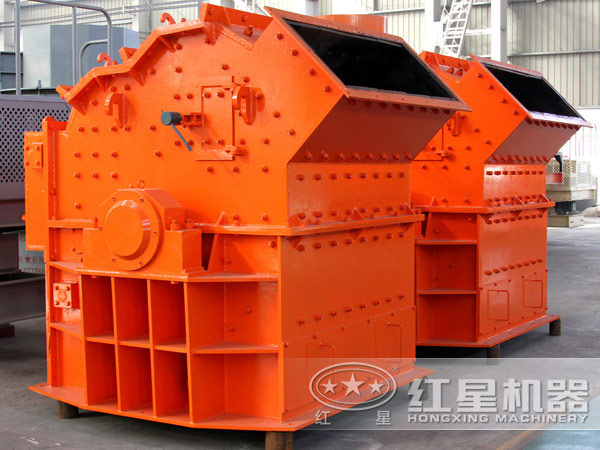 時產(chǎn)200噸的細(xì)碎機(jī)