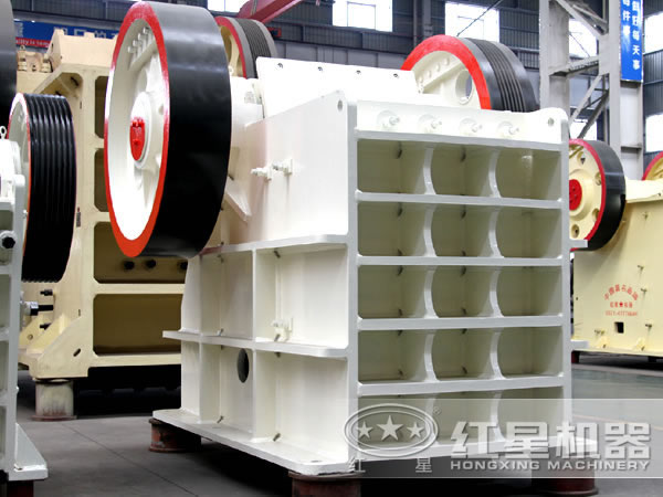 顎式破碎機(jī)圖 顎式破碎機(jī)圖