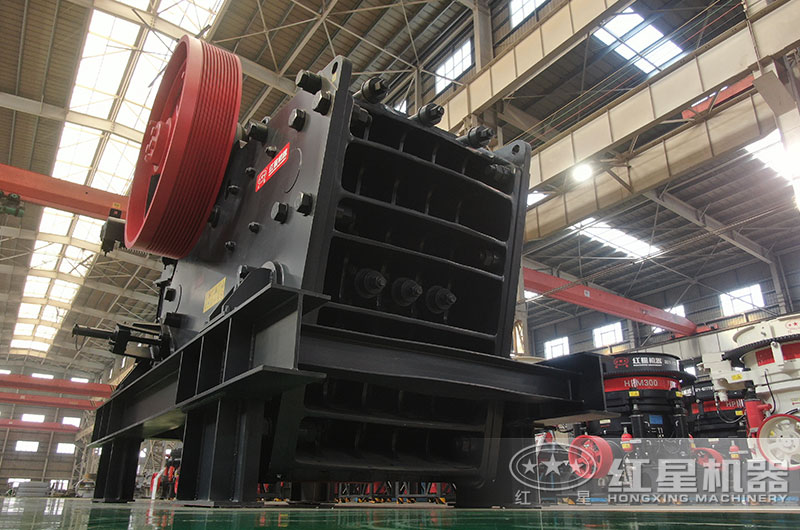 鄂式細(xì)碎破碎機(jī) 鄂式細(xì)碎破碎機(jī)