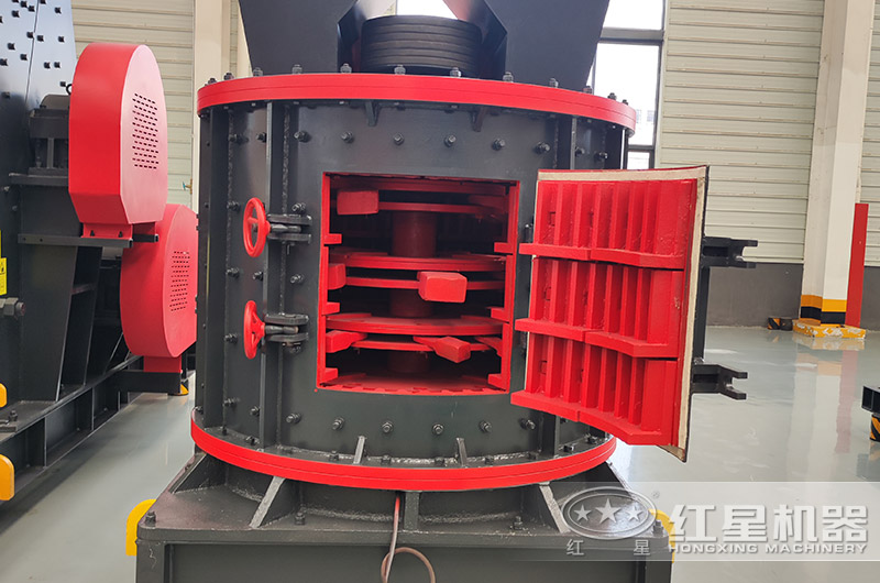 復(fù)合式破碎機(jī)主要結(jié)構(gòu)特點(diǎn) 復(fù)合式破碎機(jī)主要結(jié)構(gòu)特點(diǎn)