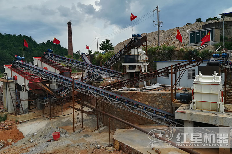 鄂破+反擊破+制砂機(jī)客戶現(xiàn)場(chǎng) 鄂破+反擊破+制砂機(jī)生產(chǎn)客戶現(xiàn)場(chǎng)