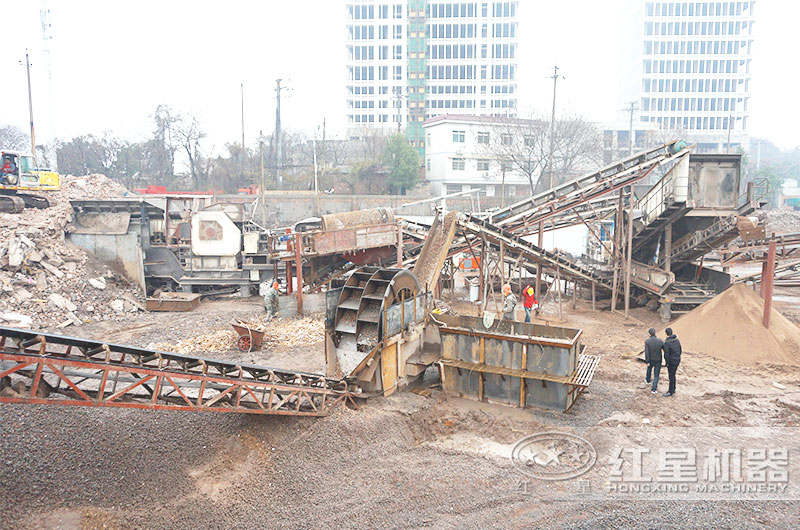建筑廢料加工廠作業(yè)現(xiàn)場 建筑廢料加工廠作業(yè)現(xiàn)場