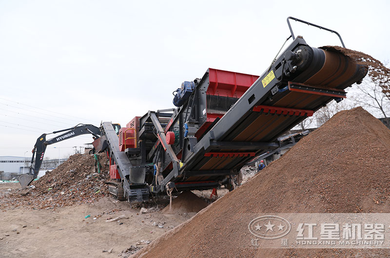 建筑垃圾破碎處理現(xiàn)場