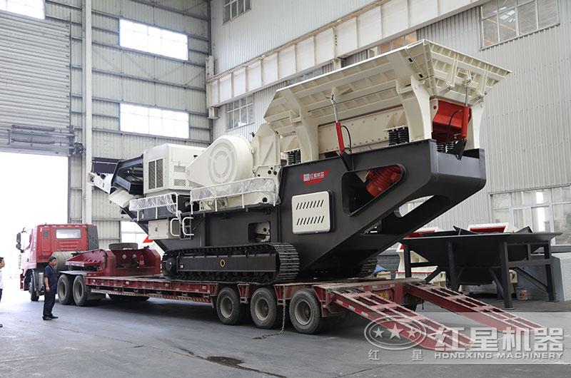 又一臺履帶移動式水泥塊碎石機發(fā)貨了 又一臺履帶移動式水泥塊碎石機發(fā)貨了