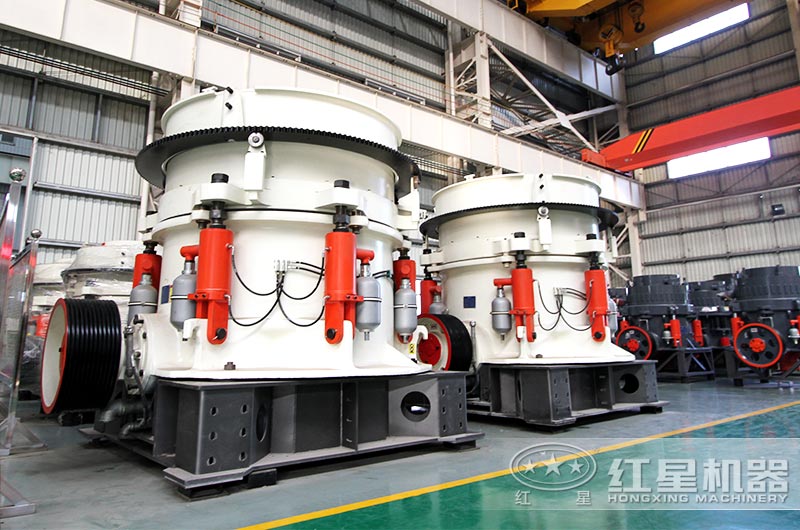 圓錐破石機(jī)發(fā)貨現(xiàn)場(chǎng)實(shí)拍