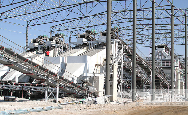 圓振動篩搭建現(xiàn)場視頻 圓振動篩搭建現(xiàn)場視頻