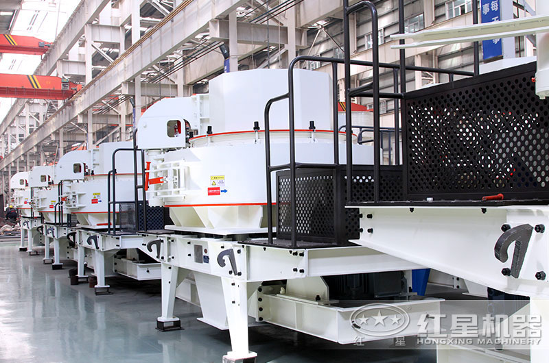 日產(chǎn)2000噸VSI制砂機展示 日產(chǎn)2000噸VSI制砂機展示