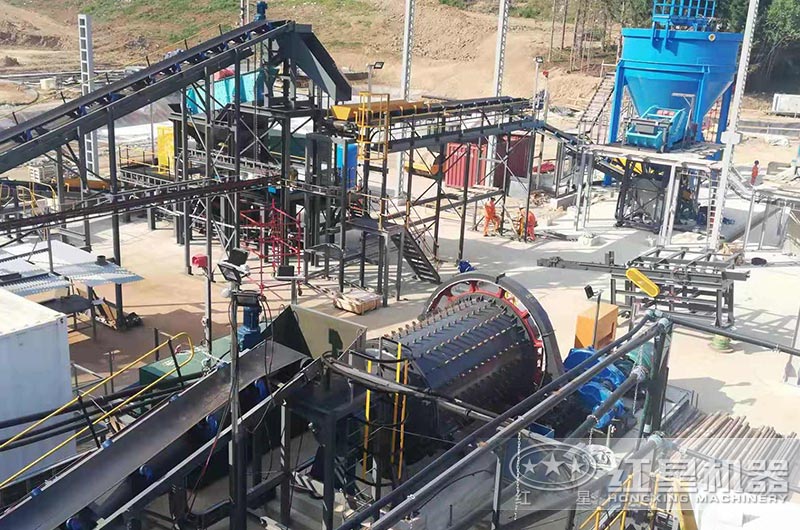 金礦選礦現(xiàn)場(chǎng) 金礦選礦現(xiàn)場(chǎng)