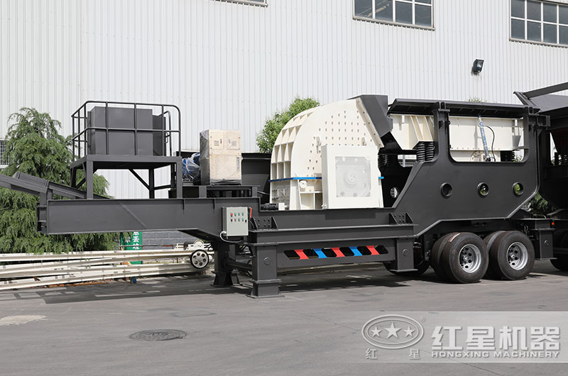 移動破碎搭載反擊破，組成反擊式移動破碎機