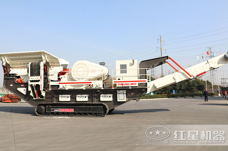 建筑垃圾處理設(shè)備—履帶式移動破碎機(jī)