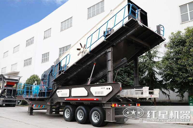 車載式移動(dòng)振動(dòng)篩實(shí)拍圖