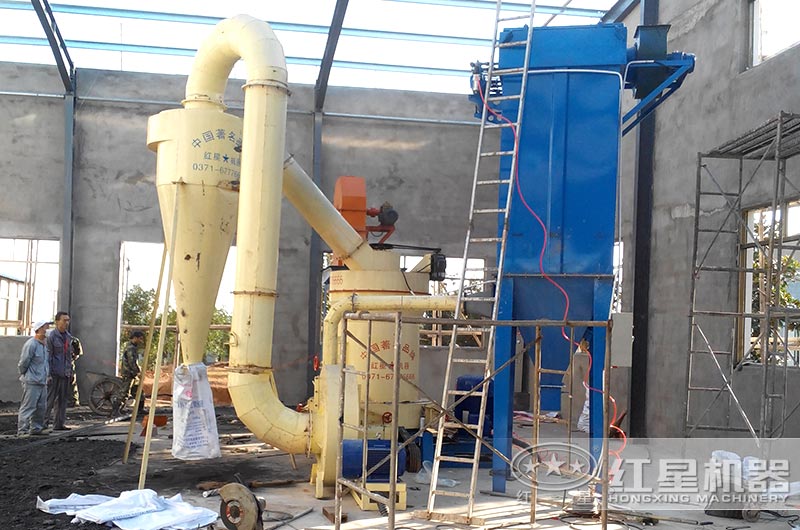 雷蒙磨生產(chǎn)線作業(yè)現(xiàn)場