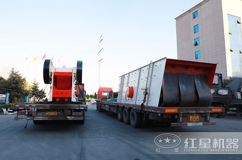 一套碎石機設(shè)備發(fā)貨中