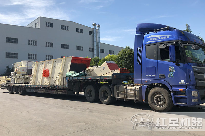 又一臺小型石頭沖擊式破碎機發(fā)貨了 又一臺小型石頭沖擊式破碎機發(fā)貨了