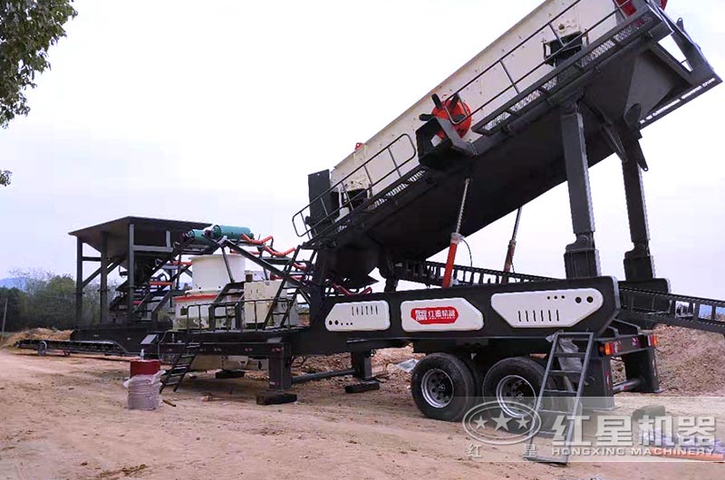 移動(dòng)制沙機(jī)現(xiàn)場應(yīng)用圖片