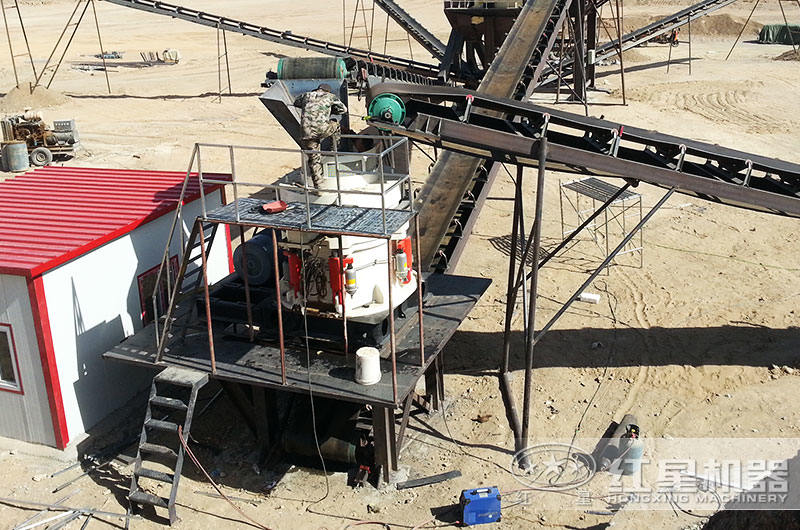 河南客戶(hù)液壓圓錐破碎機(jī)作業(yè)現(xiàn)場(chǎng)圖 河南客戶(hù)液壓圓錐破碎機(jī)作業(yè)現(xiàn)場(chǎng)圖