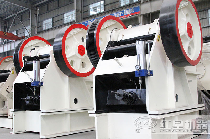 顎式破碎機(jī)，牢固可靠