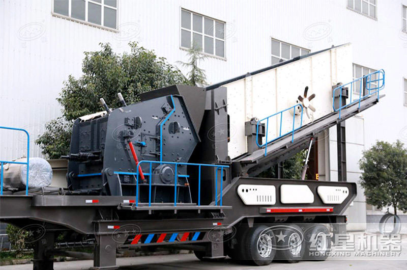 反擊式移動破碎機靈活方便、隨用隨動