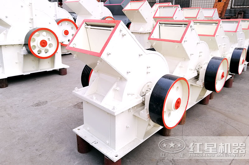 小型錘式破碎機(jī)操作簡(jiǎn)單