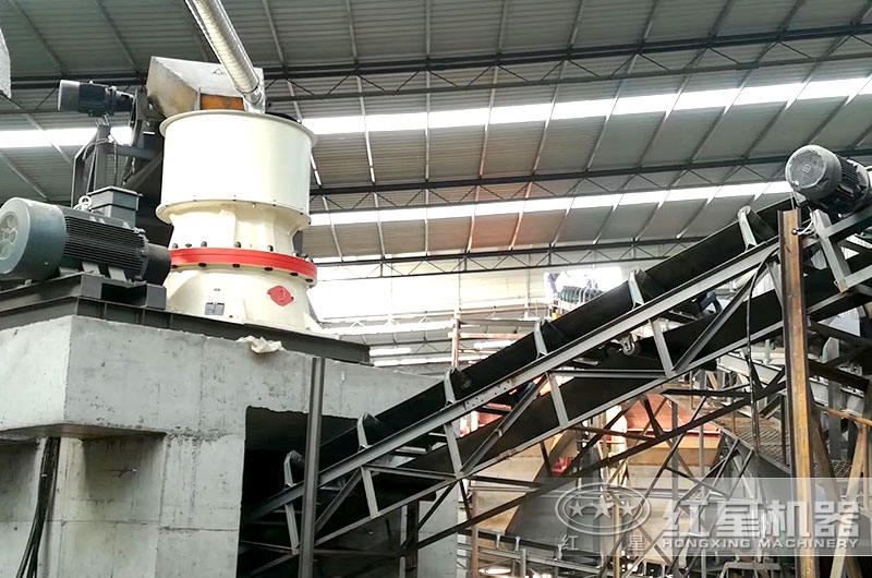 時(shí)產(chǎn)200噸圓錐破投產(chǎn)使用