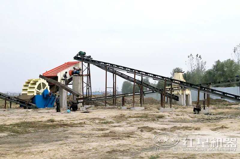 時(shí)產(chǎn)40噸花崗巖制砂生產(chǎn)線現(xiàn)場(chǎng) 時(shí)產(chǎn)40噸花崗巖制砂生產(chǎn)線現(xiàn)場(chǎng)