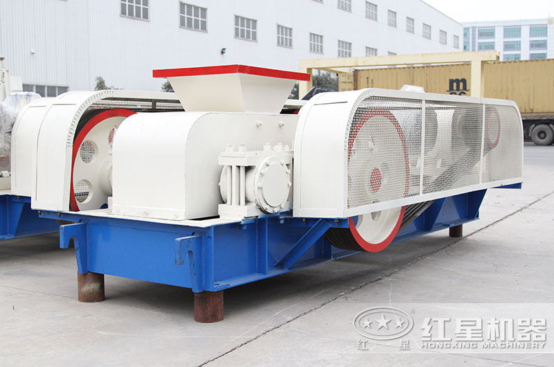 對輥式制砂機(jī) 對輥式制砂機(jī)