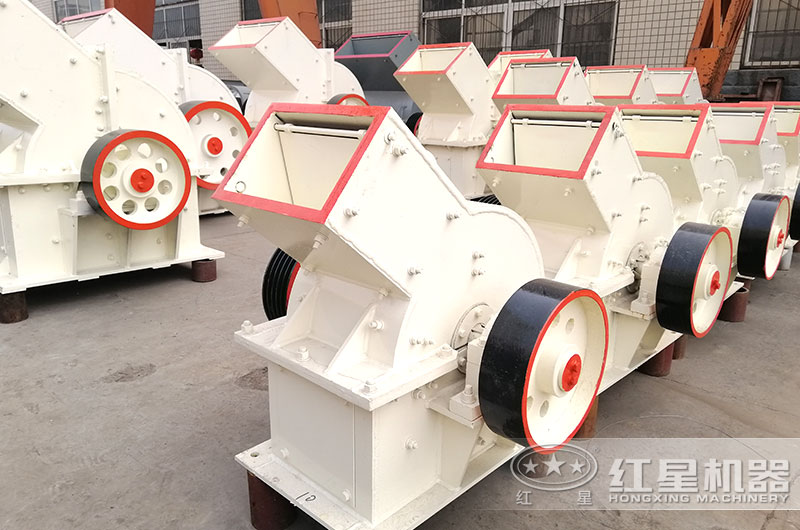 錘式小型石子破碎機(jī)圖片 錘式小型石子破碎機(jī)圖片
