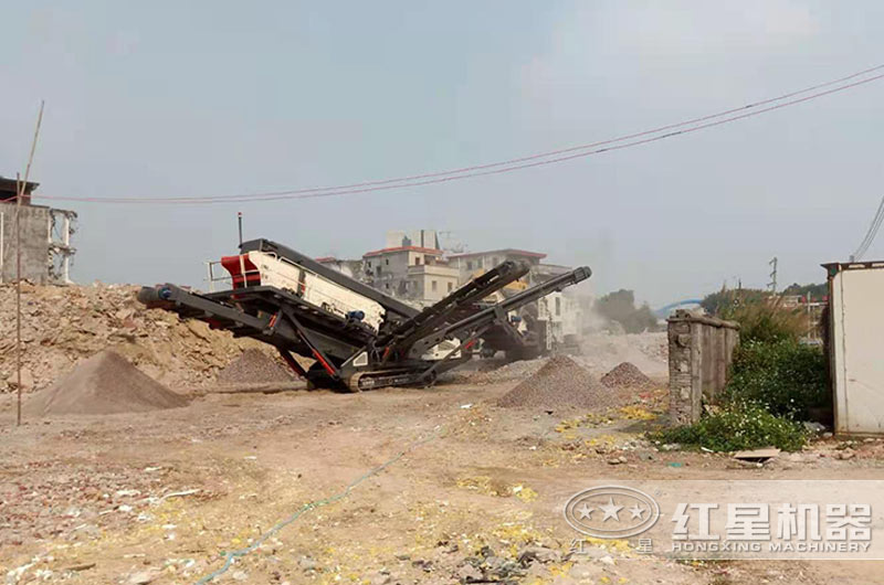 建筑廢料處理現(xiàn)場 建筑廢料處理現(xiàn)場